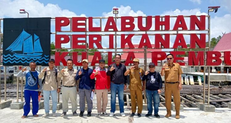 Pembangunan Dermaga Pelabuhan Perikanan Kuala Pembuang Selesai Tepat